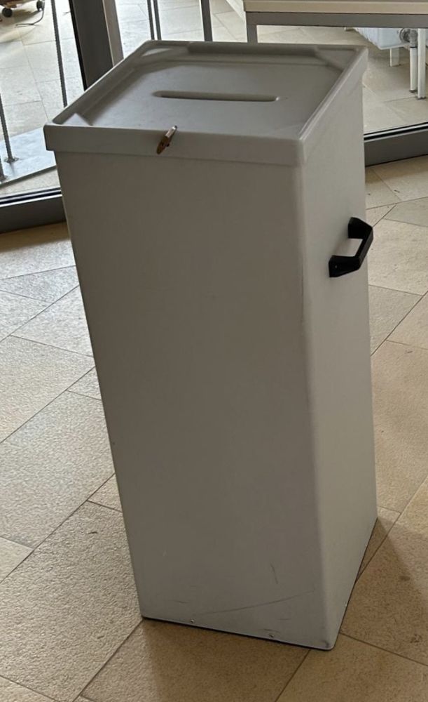 3b63e001 6936 4d91 95fe 4f2d44215eca